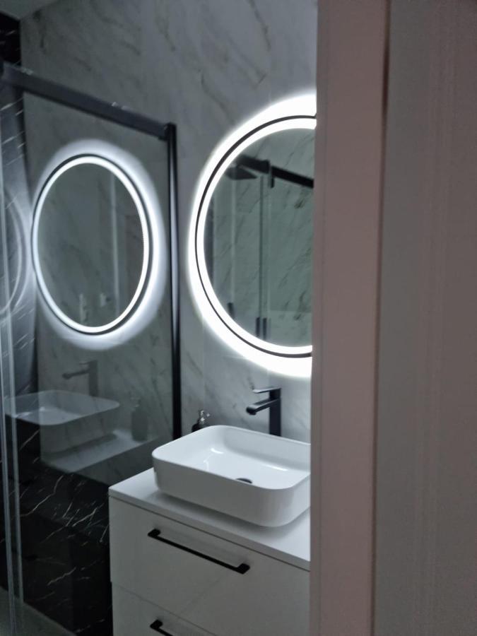 Wroclaw Penthouse Views Odra And City Center Esterno foto