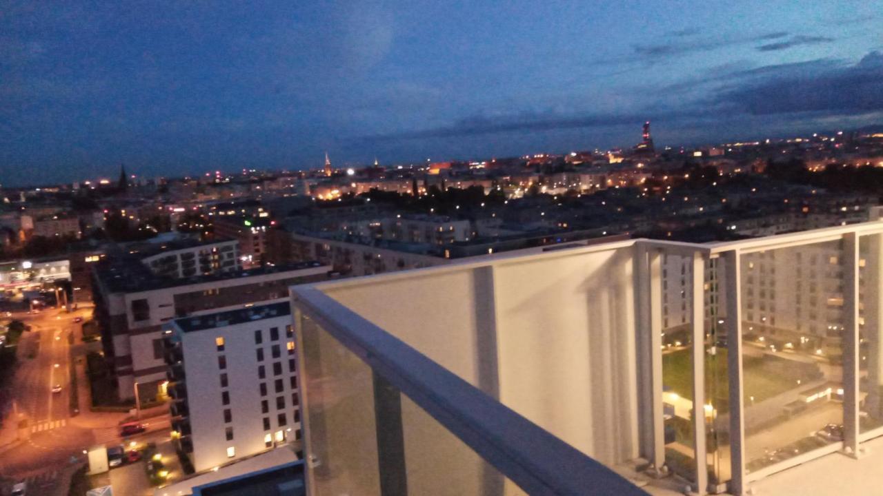 Wroclaw Penthouse Views Odra And City Center Esterno foto